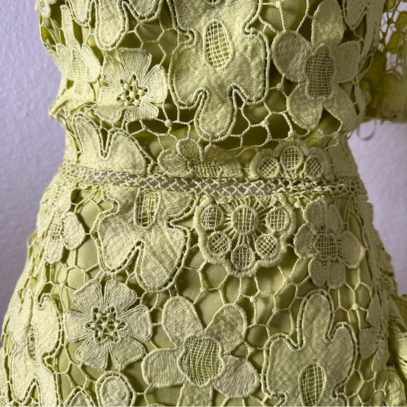 JUST ME Lime Crochet Lace One Shoulder Short Sleeve Midi Dress Just Me Sz. Large - Picture 12 of 13